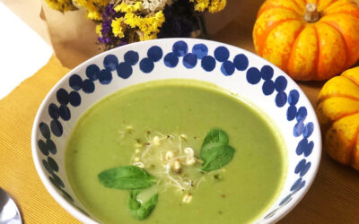 Brokolicová polévka se špenátem s klíčky mungo